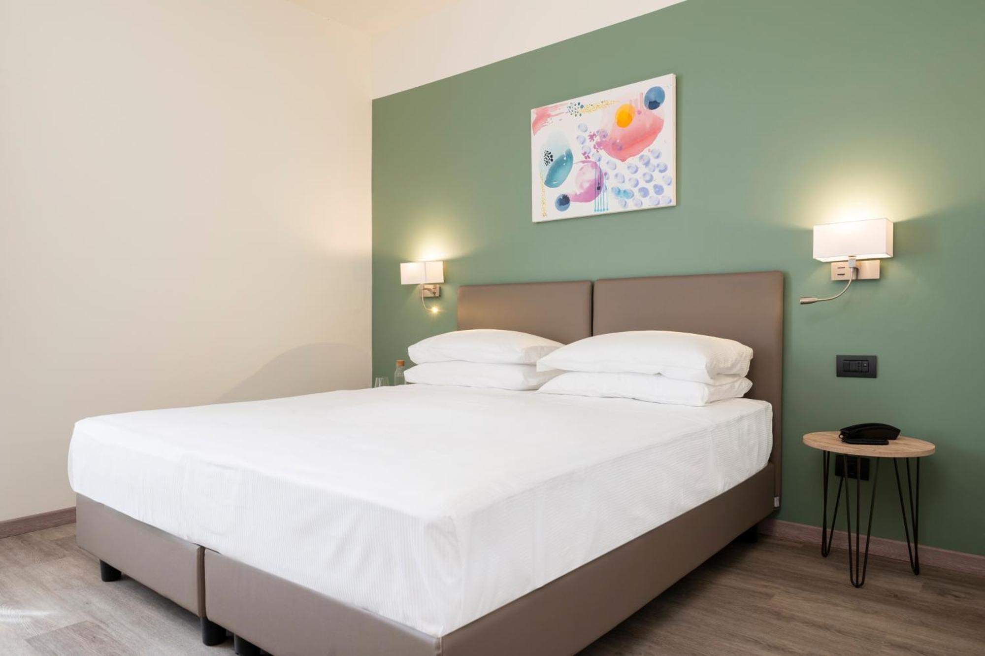 Hotel Plaza San Martino Siccomario エクステリア 写真