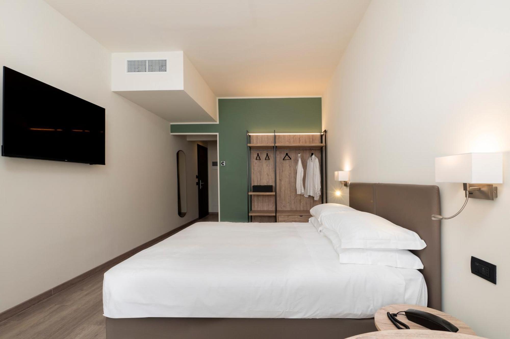 Hotel Plaza San Martino Siccomario エクステリア 写真
