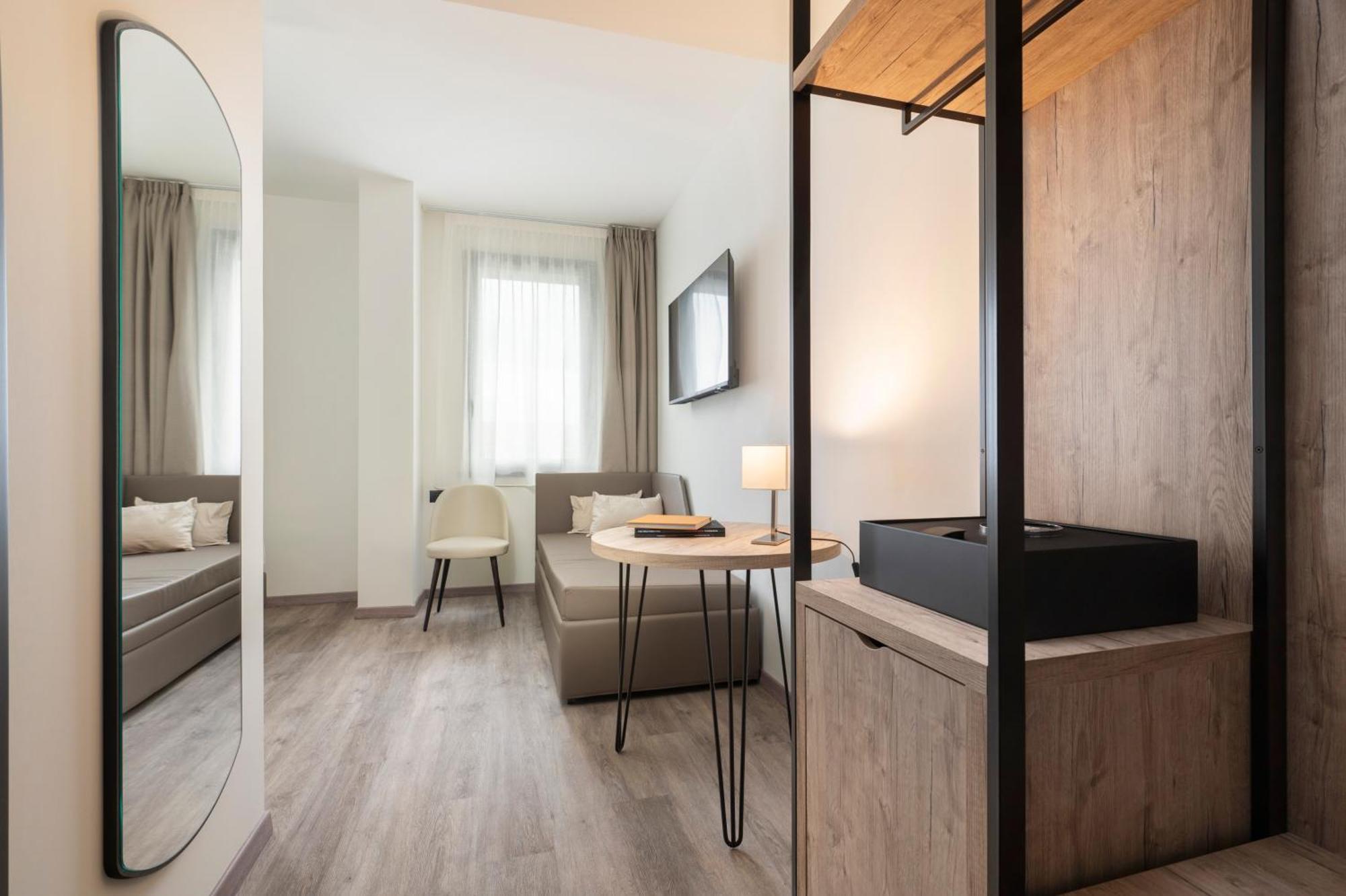 Hotel Plaza San Martino Siccomario エクステリア 写真