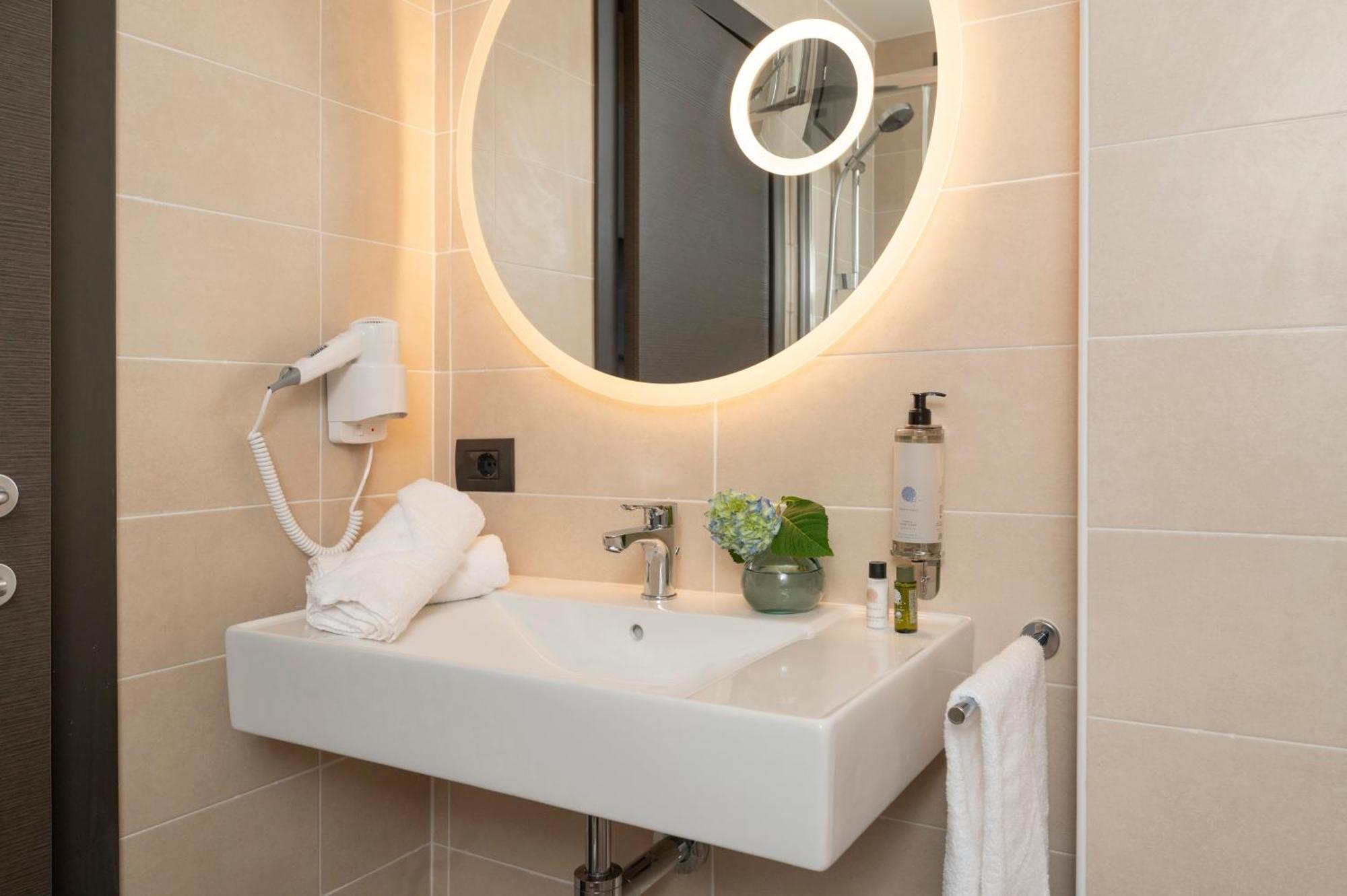 Hotel Plaza San Martino Siccomario エクステリア 写真