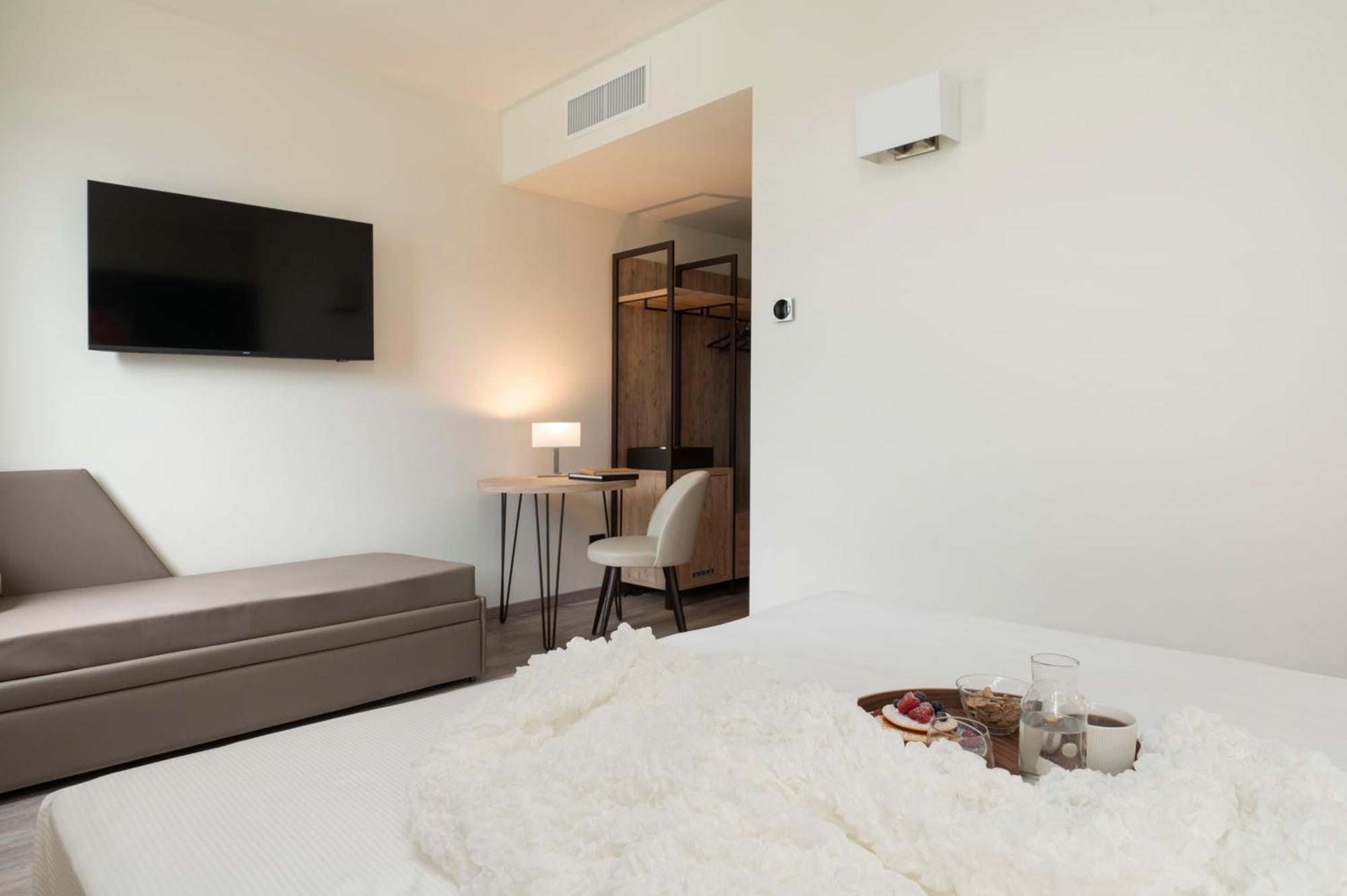 Hotel Plaza San Martino Siccomario エクステリア 写真