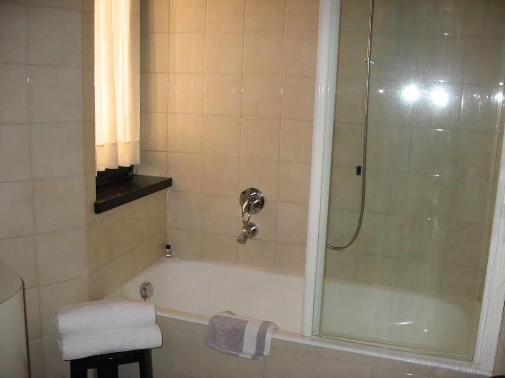 Hotel Plaza San Martino Siccomario エクステリア 写真