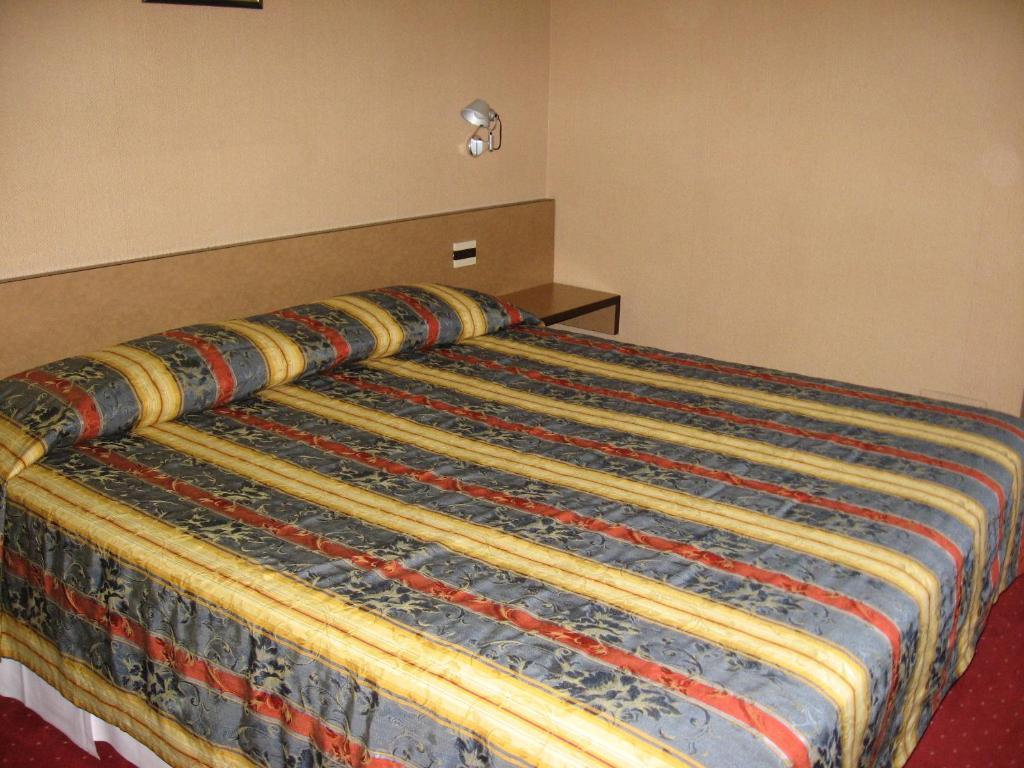 Hotel Plaza San Martino Siccomario 部屋 写真